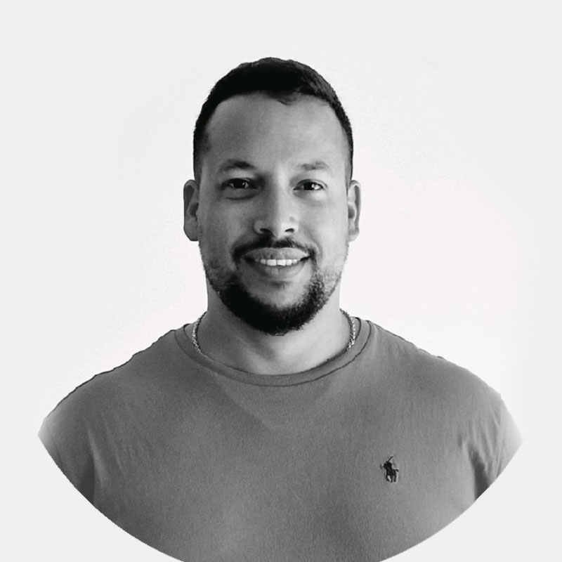 Lee más sobre el artículo Víctor Suárez